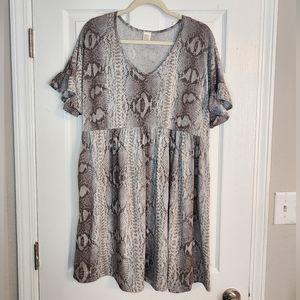 Frilly sleeved gray snake print babydoll dress